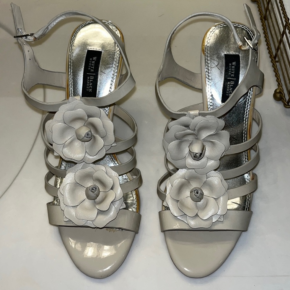 White House Black Market Women’s Heel Sling Back Cream Floral Size 7M